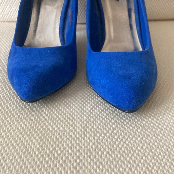 Etam Heels - Picture 7 of 7